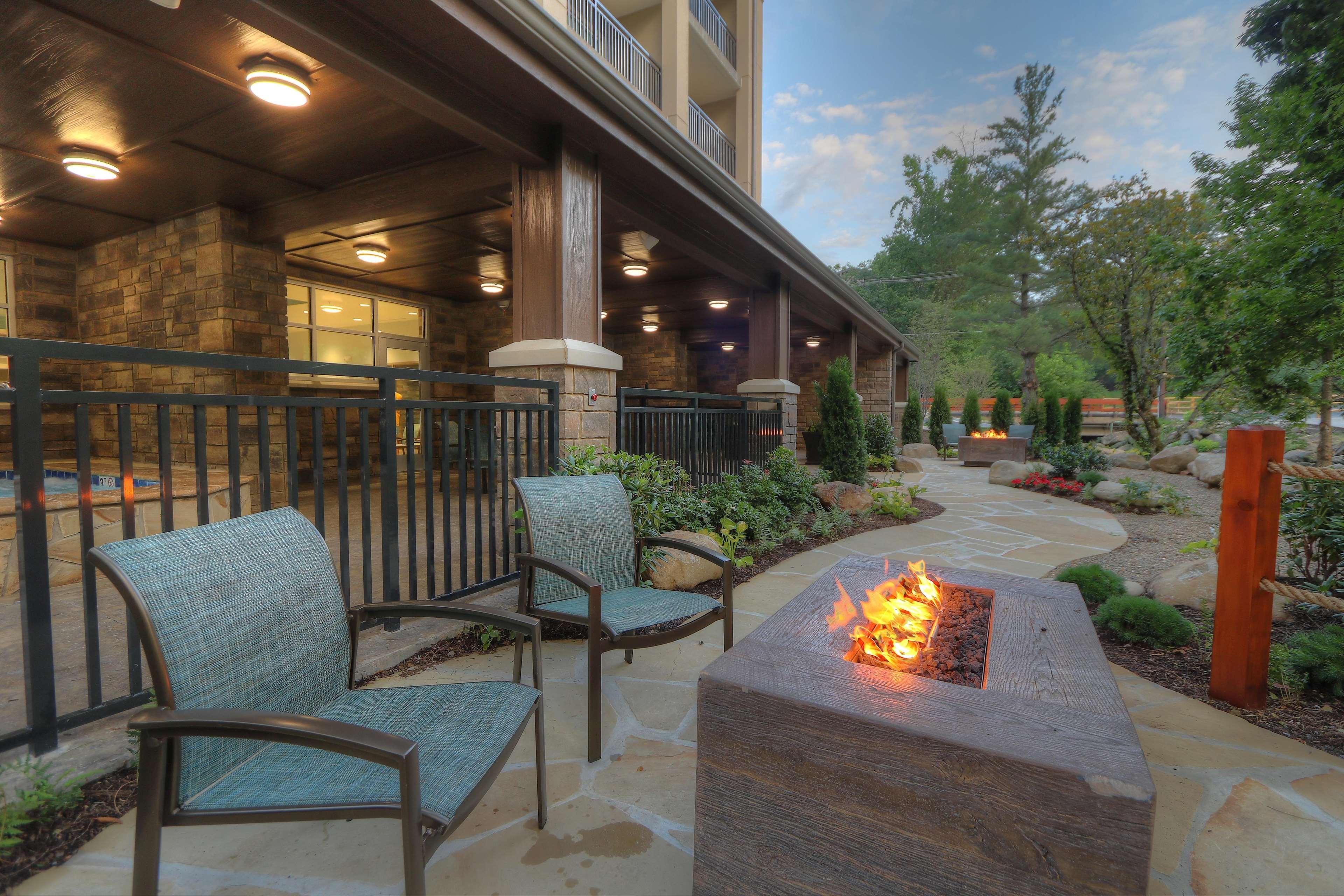 Hampton Inn Gatlinburg Historic Nature Trail, Tn Exterior foto