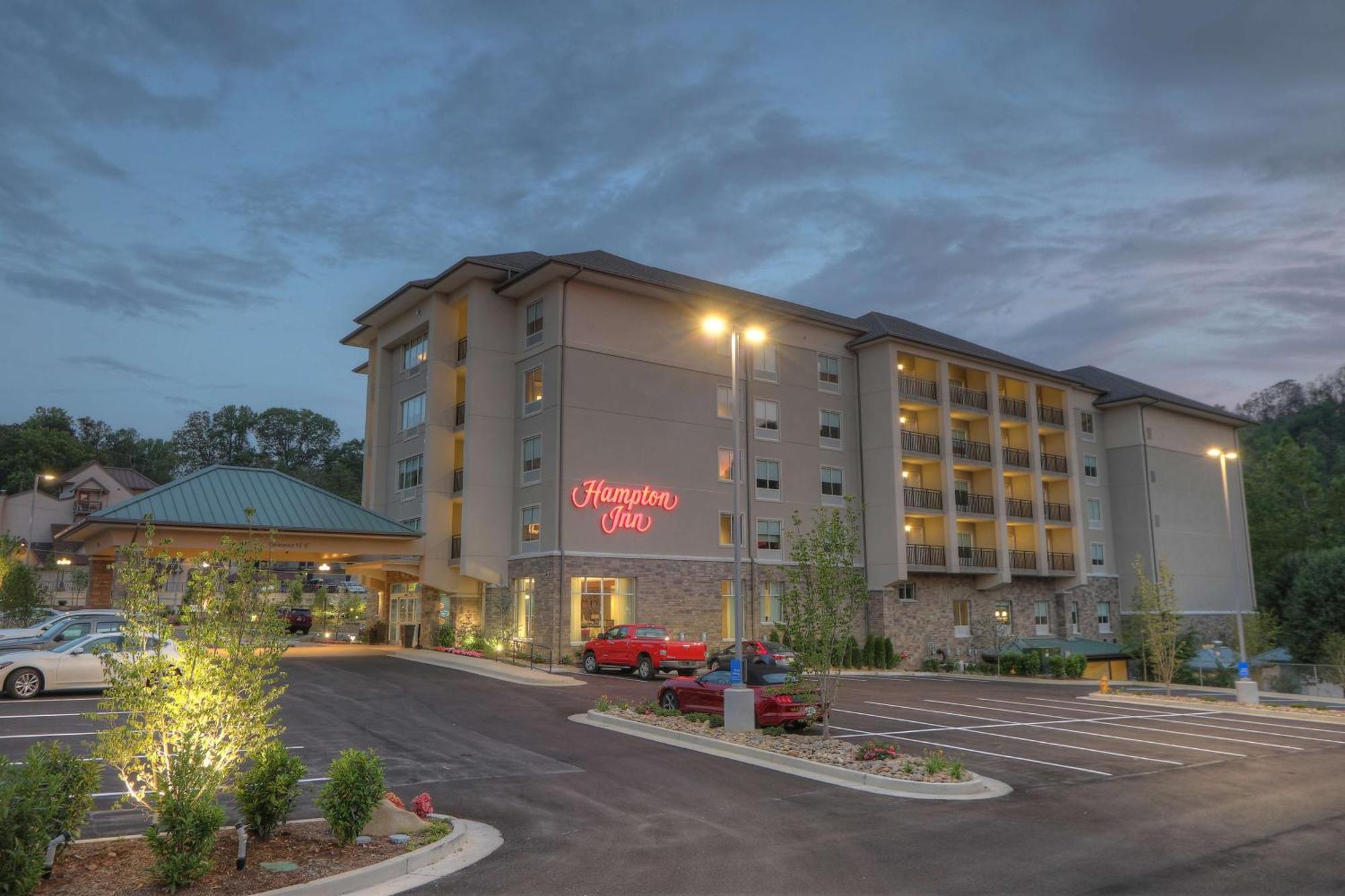 Hampton Inn Gatlinburg Historic Nature Trail, Tn Exterior foto